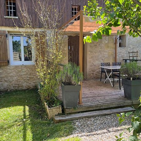 Gite " Suzon" A Peyroutas Vignonet St Emilion Exterior foto